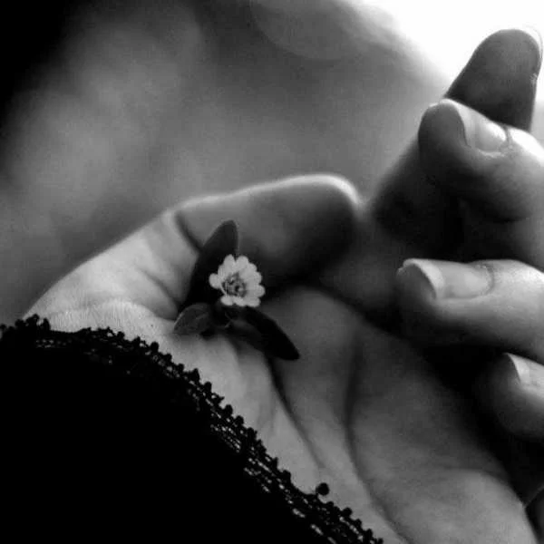 دانلود آهنگ من یه دختر شهریوری خاصم دانلود آهنگ من یه دختر شهریوری خاصم