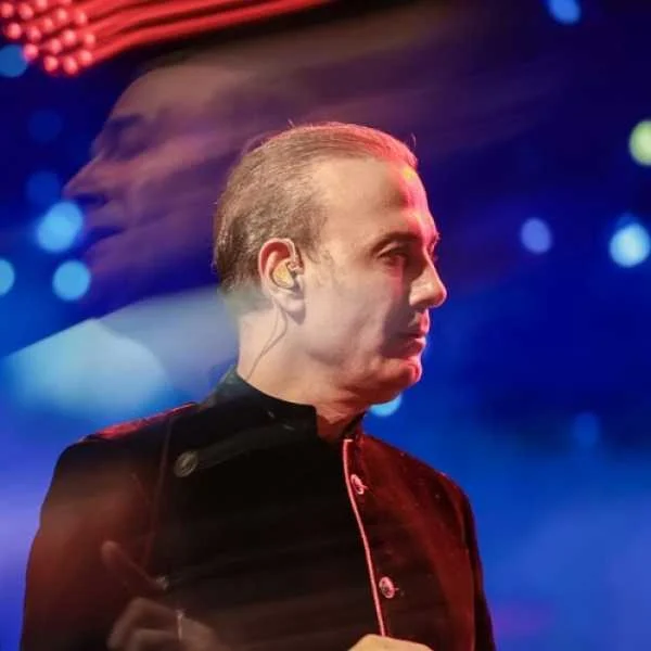 دانلود آهنگ از خانه بیرون میزنم اما کجا امشب