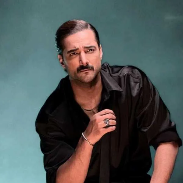 دانلود آهنگ بیا کنیم دوتایی از اینجا فرار