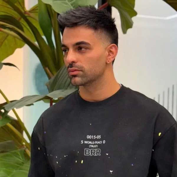 دانلود آهنگ مهدی منافی دلت نگیره