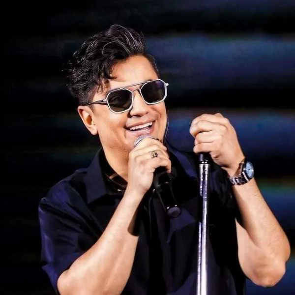 دانلود آهنگ محسن ابراهیم زاده علاقه محسوس