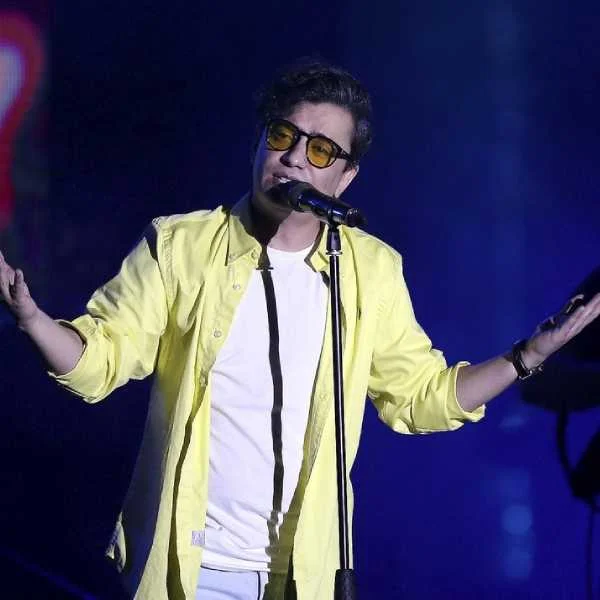 دانلود آهنگ محسن ابراهیم زاده دلم ازت شکسته