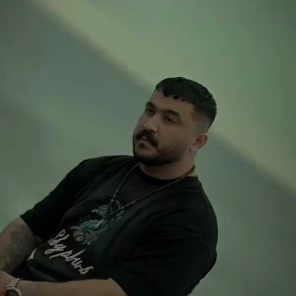 دانلود آهنگ رضا کرمی تارا نبض دانلود آهنگ رضا کرمی تارا نبض