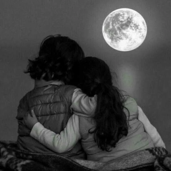 دانلود آهنگ تو بغل من بزرگ شدی دانلود آهنگ تو بغل من بزرگ شدی