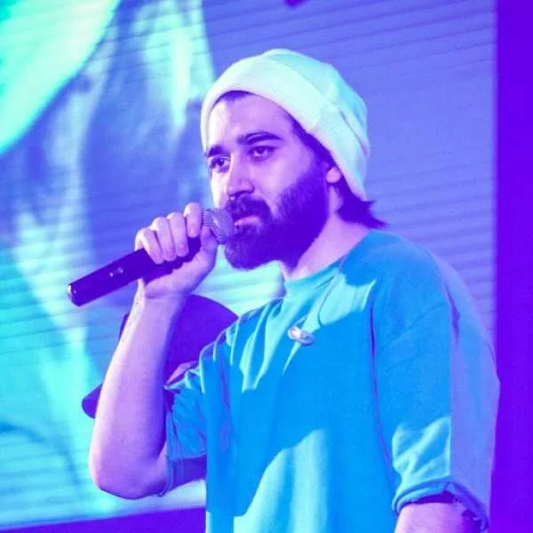 دانلود آهنگ نمیخواستم من بزنیم به هم حرفای بد دیگه