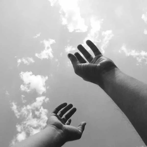 دانلود آهنگ عاشق شدی ای ای دل غمهایت مبارک با صدای زن