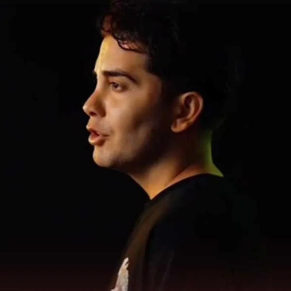 دانلود آهنگ اسیرم اسیر زندان غمم دانلود آهنگ اسیرم اسیر زندان غمم