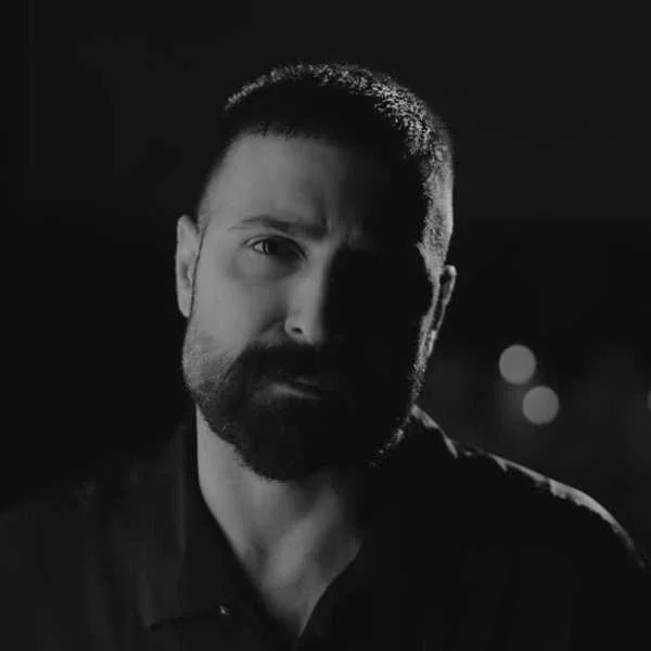 دانلود آهنگ حمید هیراد عشق بازان دانلود آهنگ حمید هیراد عشق بازان