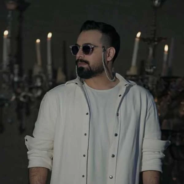 دانلود آهنگ تو سرم جنگه جنگه جنگ من دلم تنگه تنگه تنگ