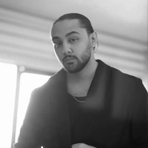 دانلود آهنگ ماه زده نورشو تو شب