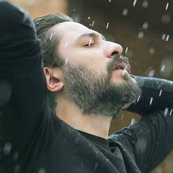 دانلود آهنگ روزبه بمانی میخوام ببخشم خودمو