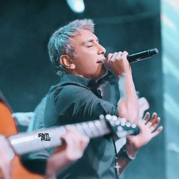 دانلود آهنگ شادمهر عقیلی قشنگترین گناه