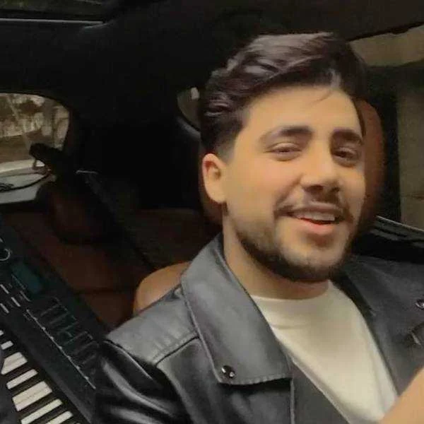 دانلود آهنگ چشات داره تازه عشقو یاد من میده