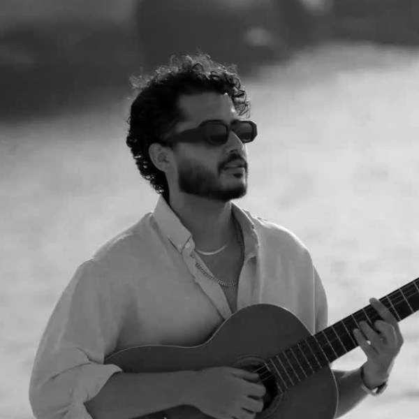 دانلود آهنگ با اینکه جدا شده راهت