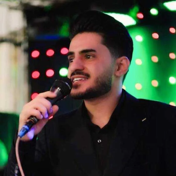 دانلود آهنگ فردا در اکسپلوریم