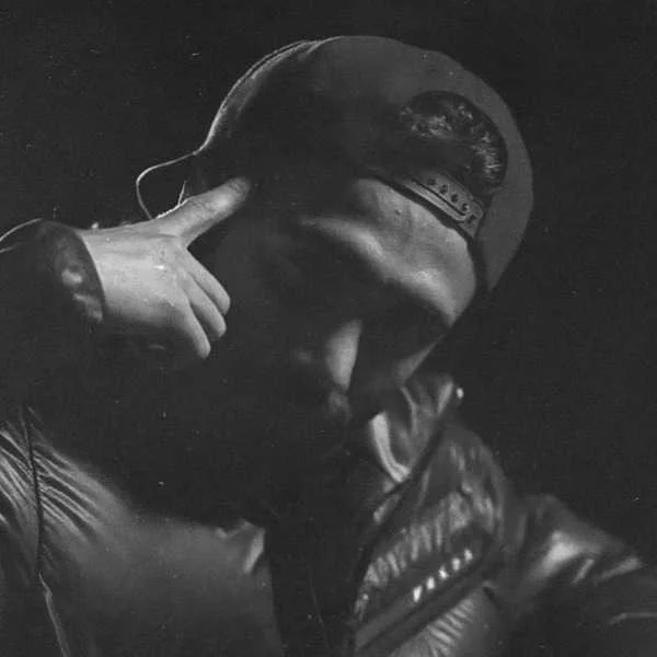 دانلود آهنگ شب شبایی که از تو دورم