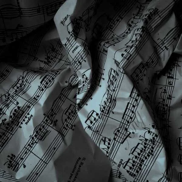 دانلود ریمیکس جواد عزتی و محمد امیری و روح الله کرمی طلسم