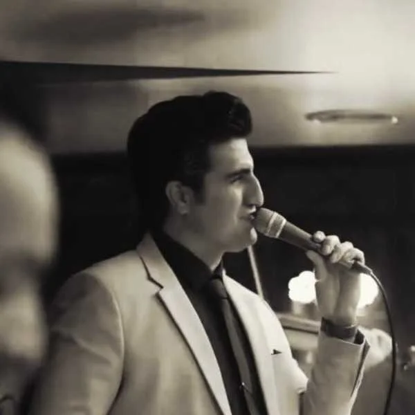 دانلود آهنگ محسن لرستانی تموم شدم اون لحظه که داشتی میرفتی هوش مصنوعی