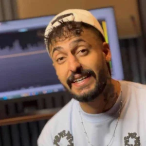 بزودی تو مال منیا خوشگل منیا