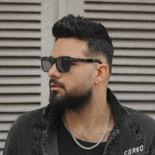 دانلود آهنگ شاهین بنان بغلم کن دانلود آهنگ شاهین بنان بغلم کن