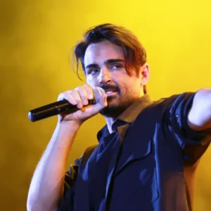 آهنگ سهراب پاکزاد کیه