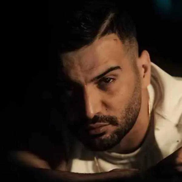 دانلود آهنگ دلیل نفس کشیدنام برات میمیرم دانلود آهنگ دلیل نفس کشیدنام برات میمیرم