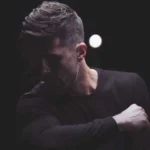 قمار آخر توام نشسته ای مرا ببازی