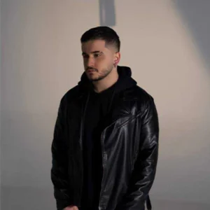 آهنگ نگرانت میشم هنوز تا یه بارون میاد