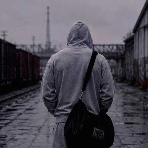 دانلود آهنگ هیچی باهاش حالتو نیست اوکی کنی ریمیکس اینستا