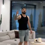 تو خوابی ولی من دارم عکساتو میبینم