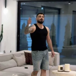بزودی تو خوابی ولی من دارم عکساتو میبینم