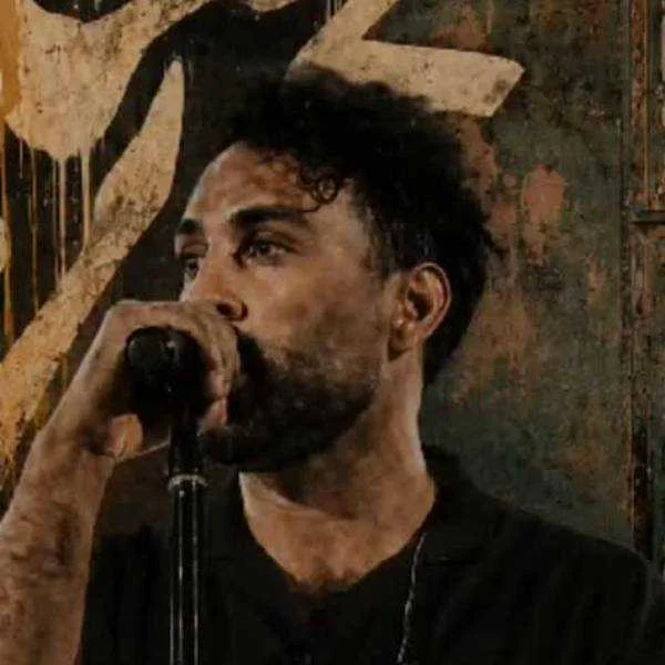 دانلود آهنگ احمد سلو منو داری دانلود آهنگ احمد سلو منو داری